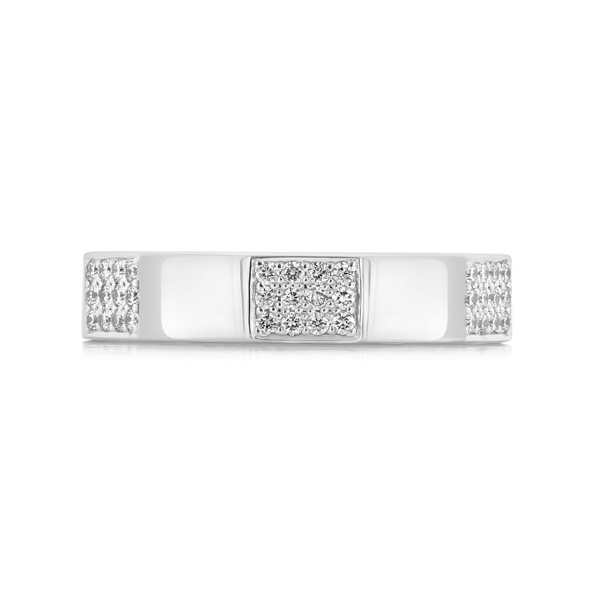 Tacori | Wedding Band - 151-4YDSM platinum wedding band featuring a central square cluster of small diamonds with two rectangular pavé diamond sections on either side.