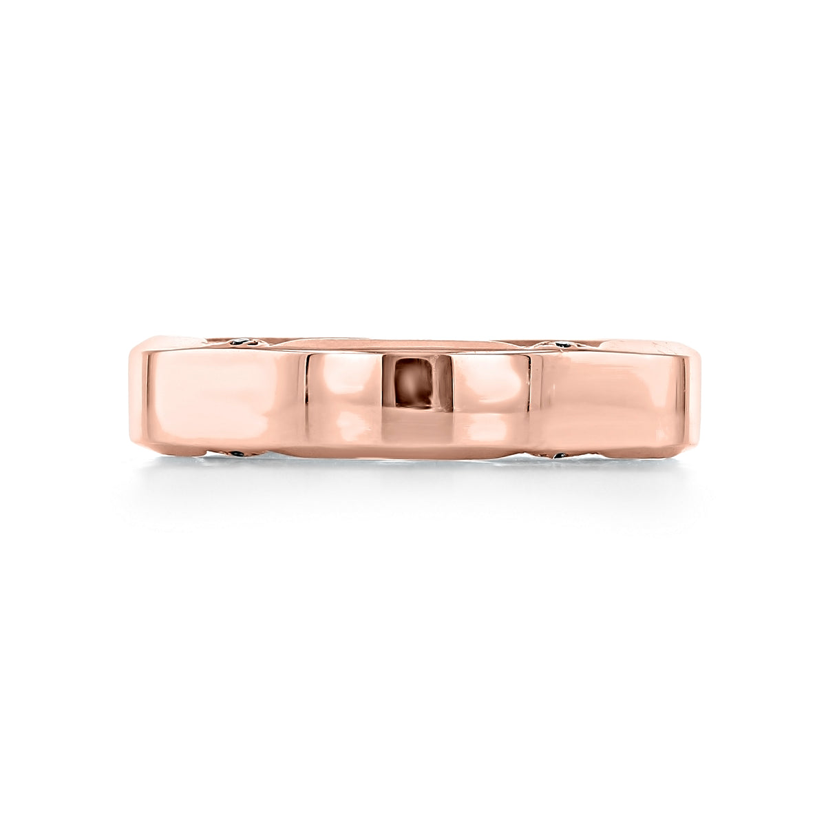 Rose gold Tacori Sculpted Crescent wedding band 65-5R1 with a flat outer surface and a scalloped inner edge.