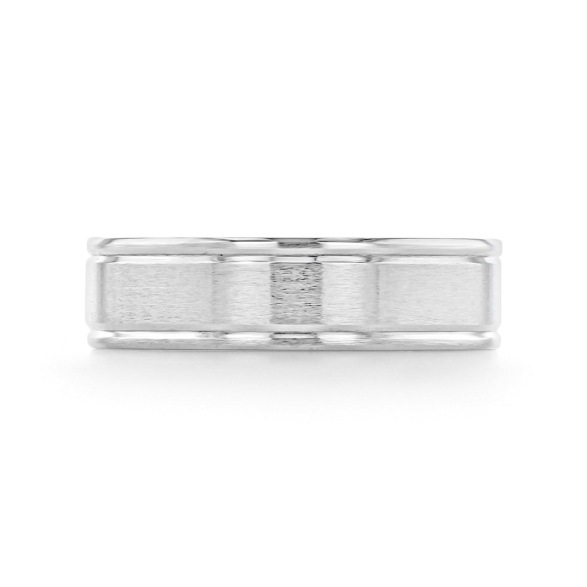 The Brushed Wedding Band | FG17 is a classic platinum men’s wedding band featuring a brushed center finish with polished edges.