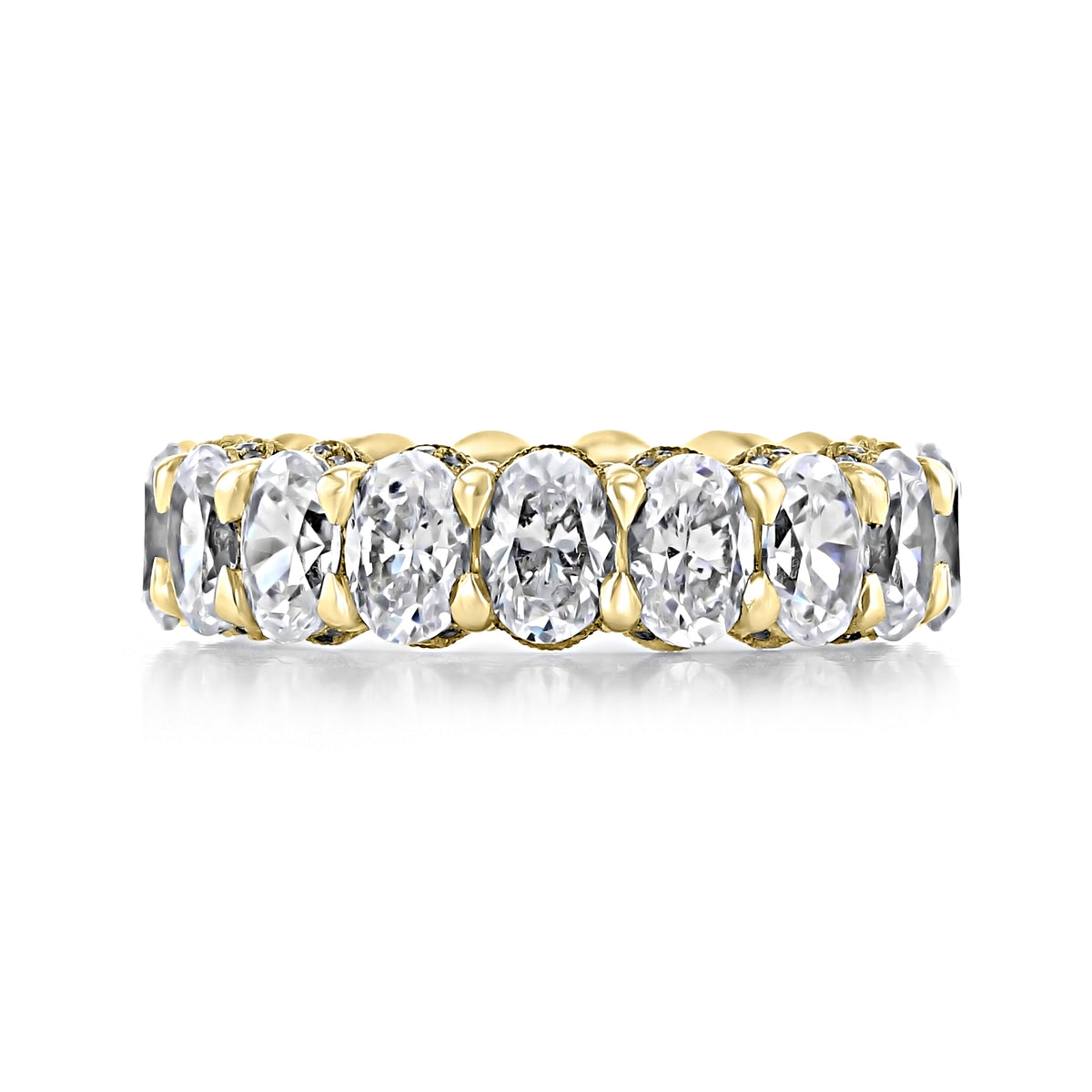 RoyalT | Eternity Band - HT263965Y featuring a row of oval-cut diamonds in yellow gold with a signature Tacori crescent design.