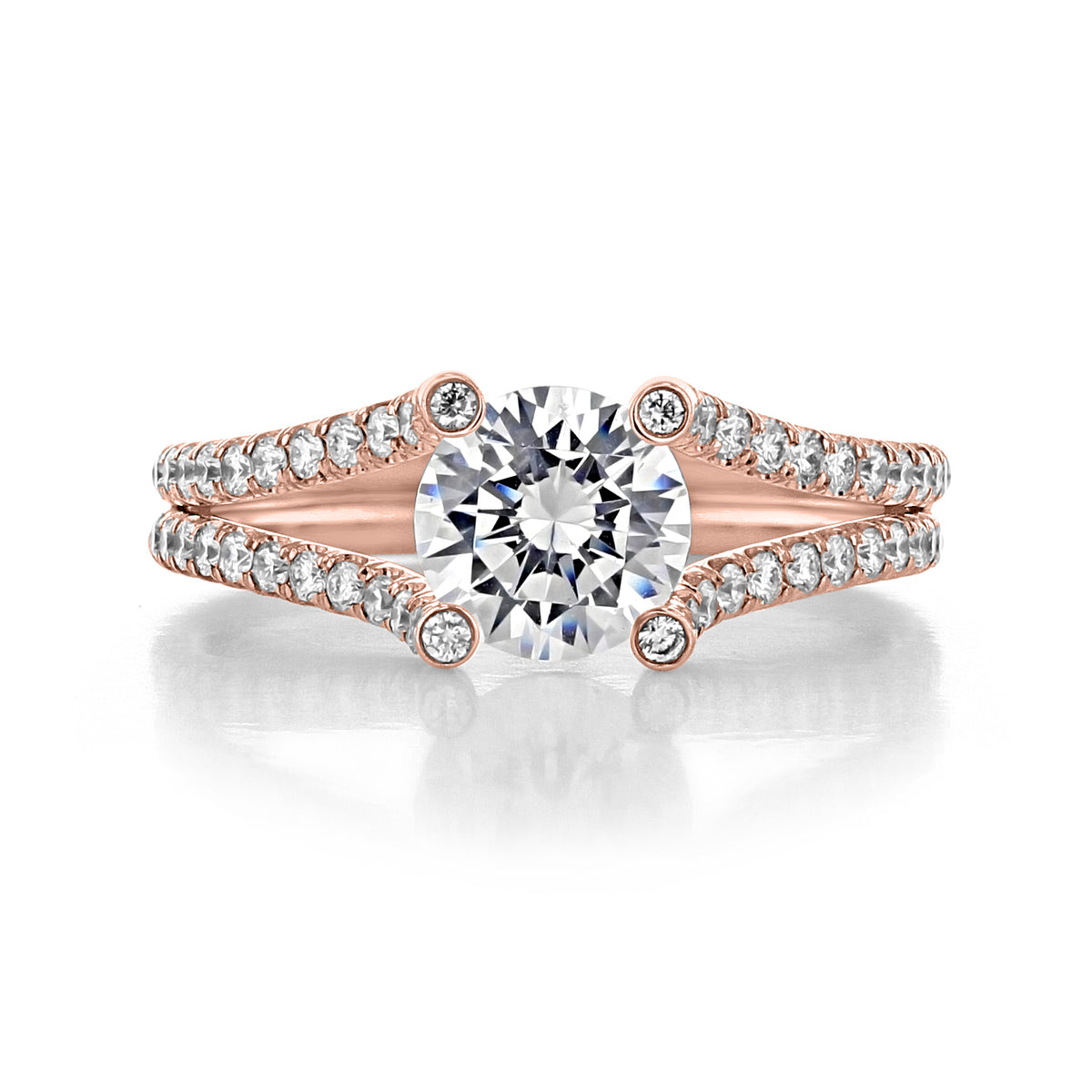 Danhov Solo Filo | Micro-Prong Engagement Ring - SE101 in rose gold featuring a round-cut center diamond held by four prongs, with two split bands encrusted with pavé-set diamonds.