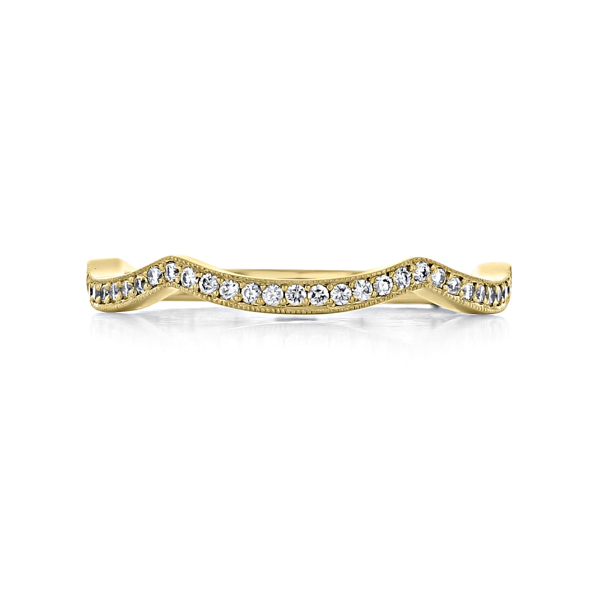 Tacori Ribbon | Diamond Band - 2647LGBY featuring a yellow gold curved band in a ribbon design, set with a row of pavé-set round diamonds.